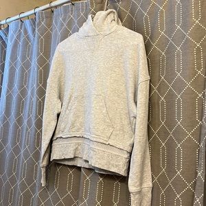 Lululemon gray womens cropped hoodie. Excellent used condition
